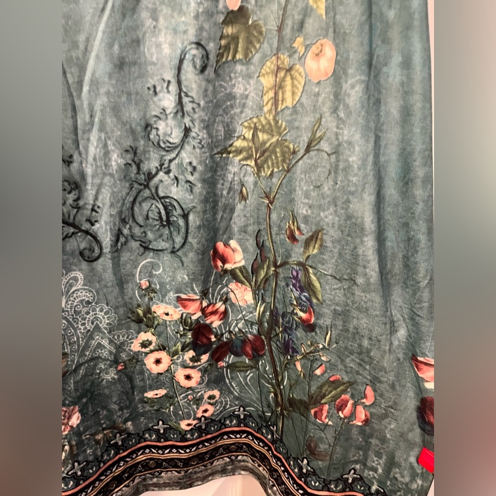 𝓗𝓸𝓽𝓸𝓾𝓬𝓱 𝓖𝓻𝓮𝓮𝓷 𝓕𝓛𝓸𝓻𝓪𝓛 𝓼𝓛𝓮𝓮𝓹 𝓭𝓻𝓮𝓼𝓼 𝓝𝓦𝓣 - Picture 5 of 10